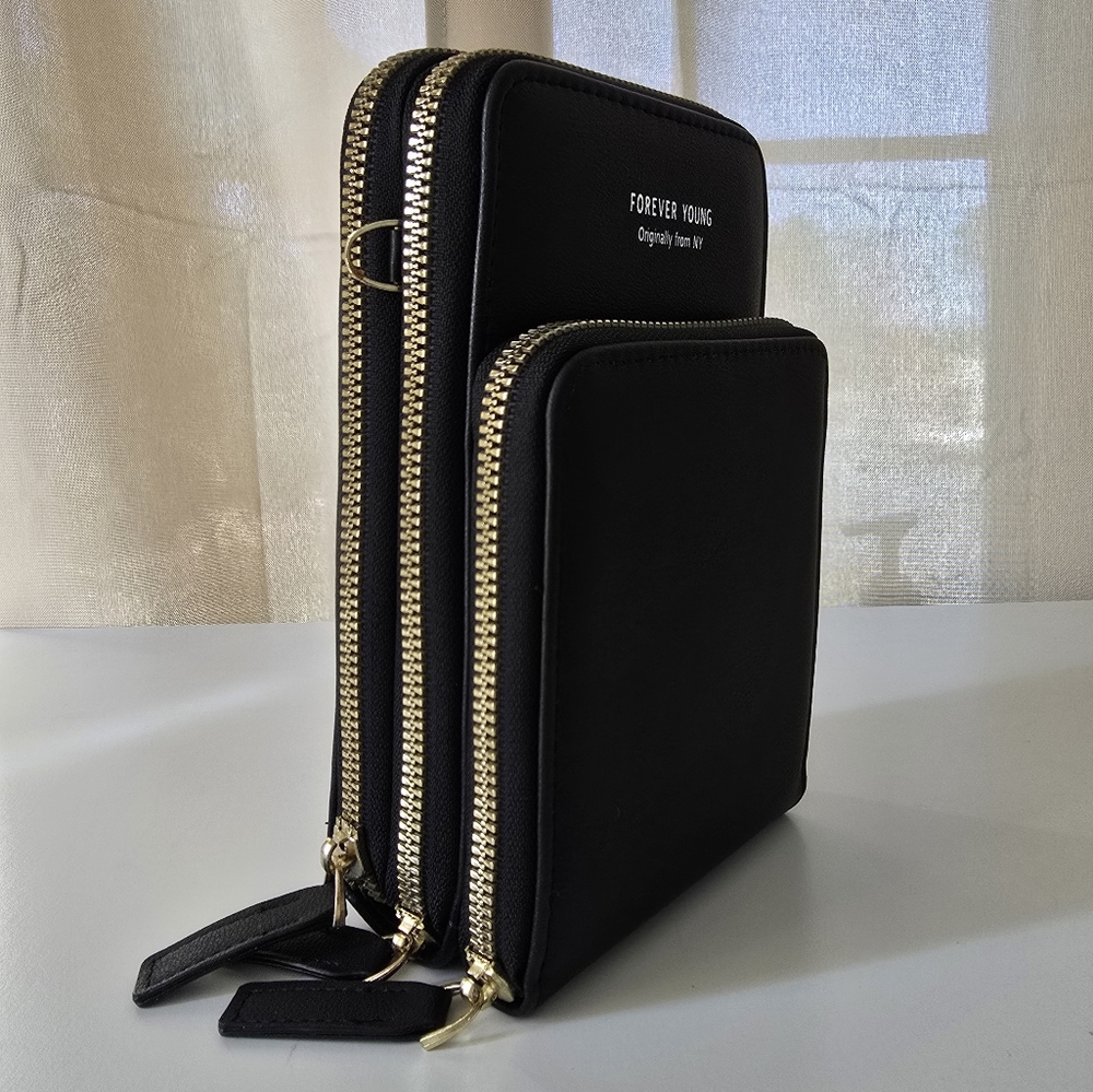 NWOT Forever Young Crossbody Bag